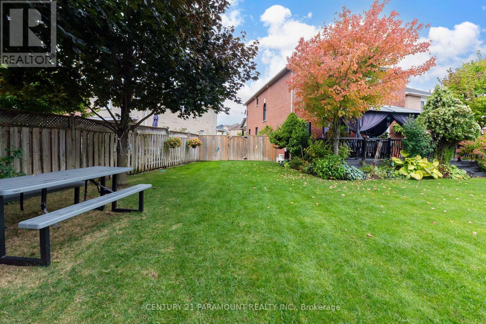 14 REDFINCH WAY, Brampton, Ontario