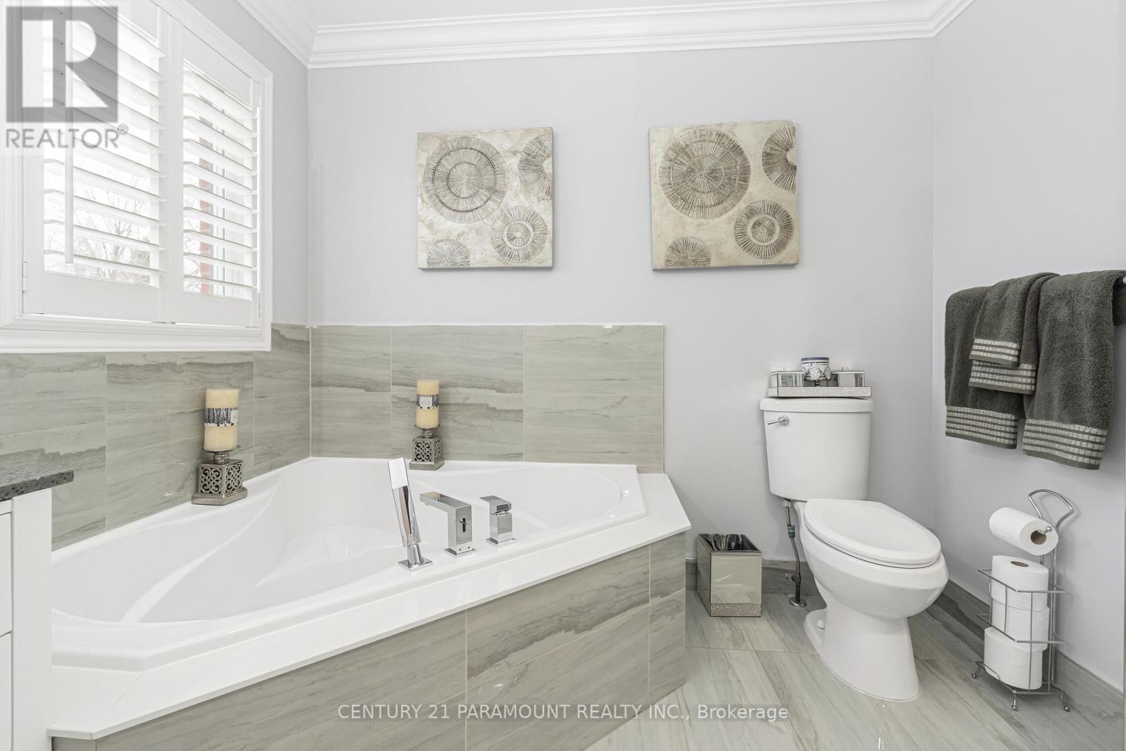 14 Redfinch Way, Brampton (Fletcher's Meadow), Ontario  L7A 2B3 - Photo 30 - W12883980