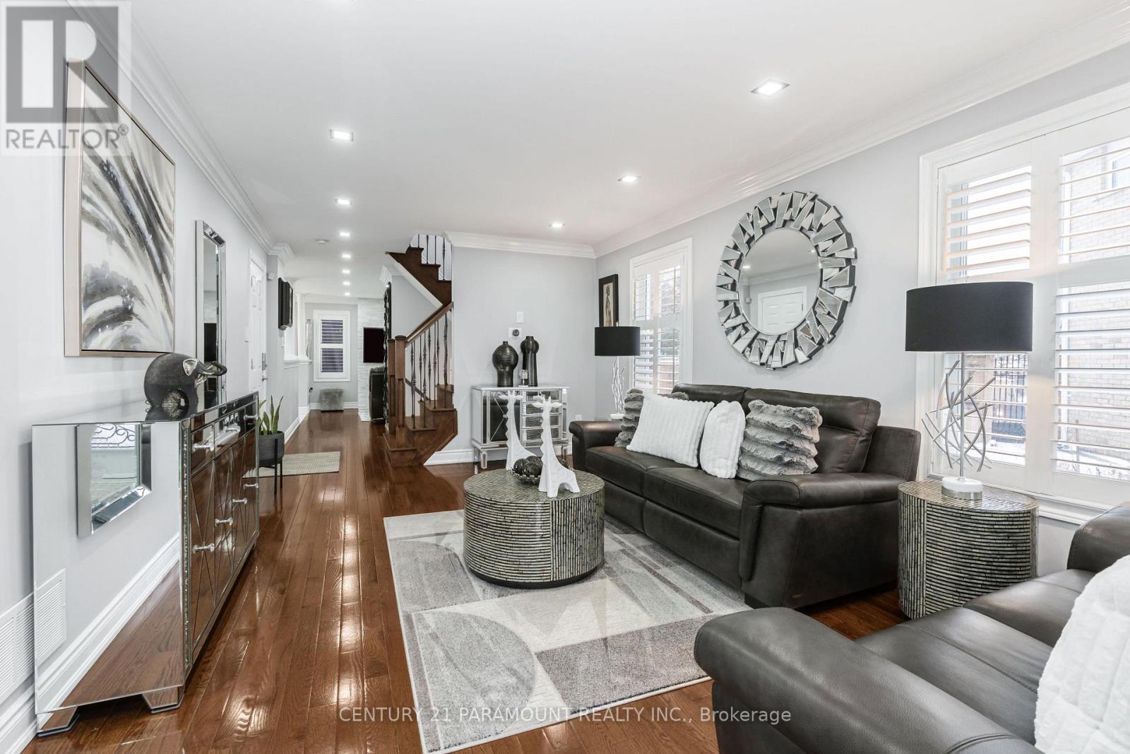 14 Redfinch Way, Brampton (Fletcher's Meadow), Ontario  L7A 2B3 - Photo 6 - W12883980