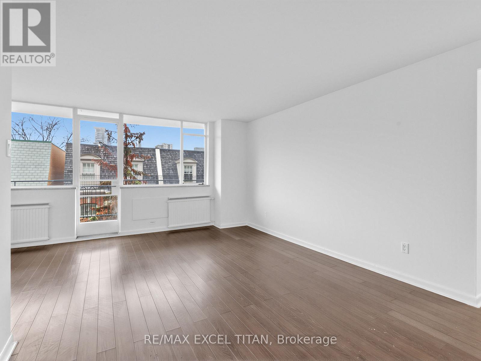 401 - 25 Bedford Road E, Toronto (Annex), Ontario  M5R 2K1 - Photo 3 - C12831628