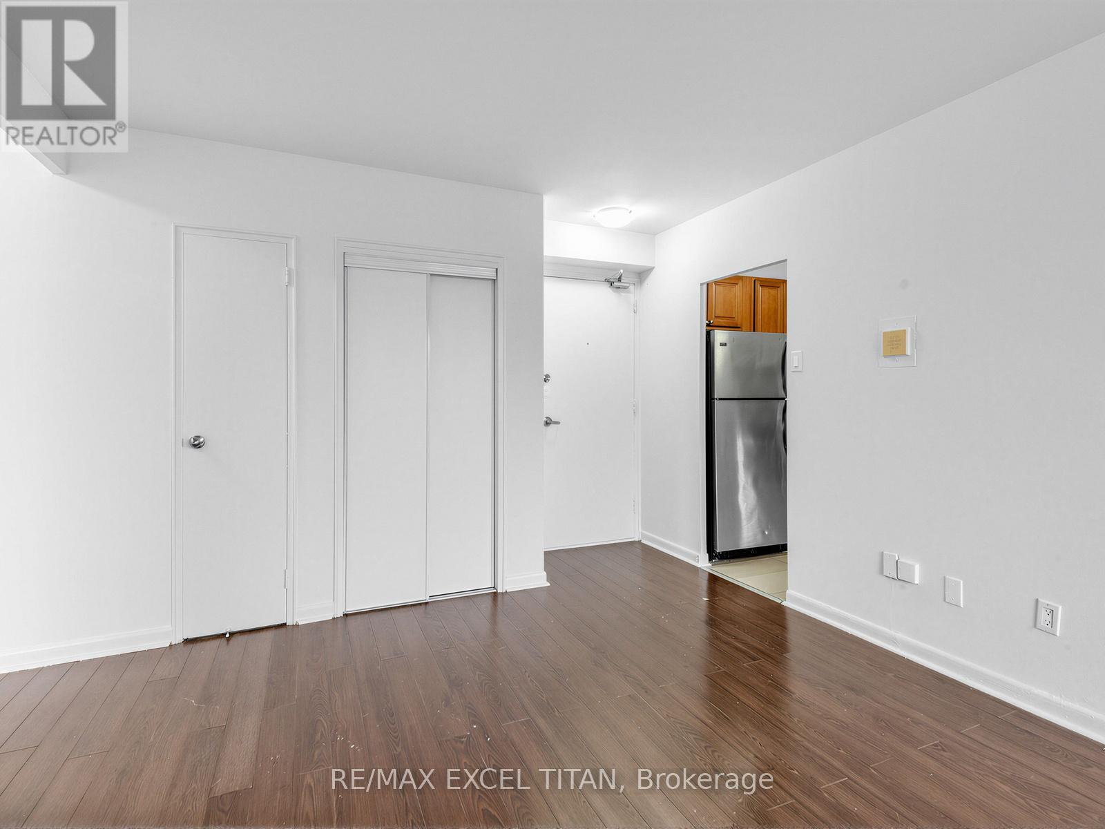 401 - 25 Bedford Road E, Toronto (Annex), Ontario  M5R 2K1 - Photo 5 - C12831628