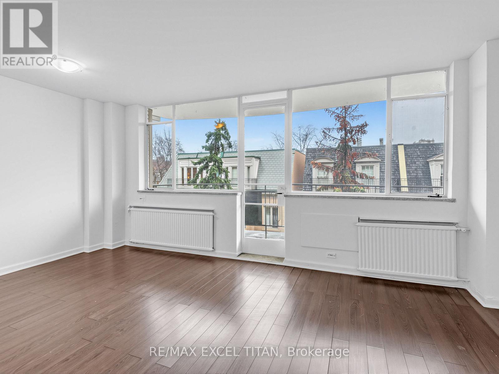 401 - 25 Bedford Road E, Toronto (Annex), Ontario  M5R 2K1 - Photo 4 - C12831628