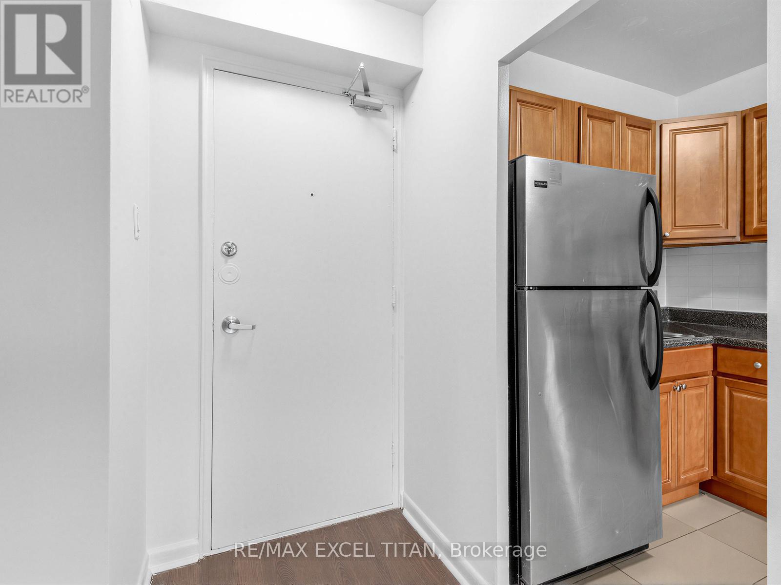 401 - 25 Bedford Road E, Toronto (Annex), Ontario  M5R 2K1 - Photo 6 - C12831628