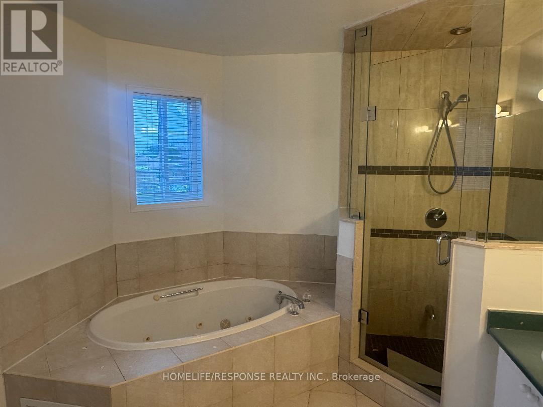 Main And Upper - 306 Cossack Crescent, Mississauga, Ontario  L5B 4C2 - Photo 16 - W12668550