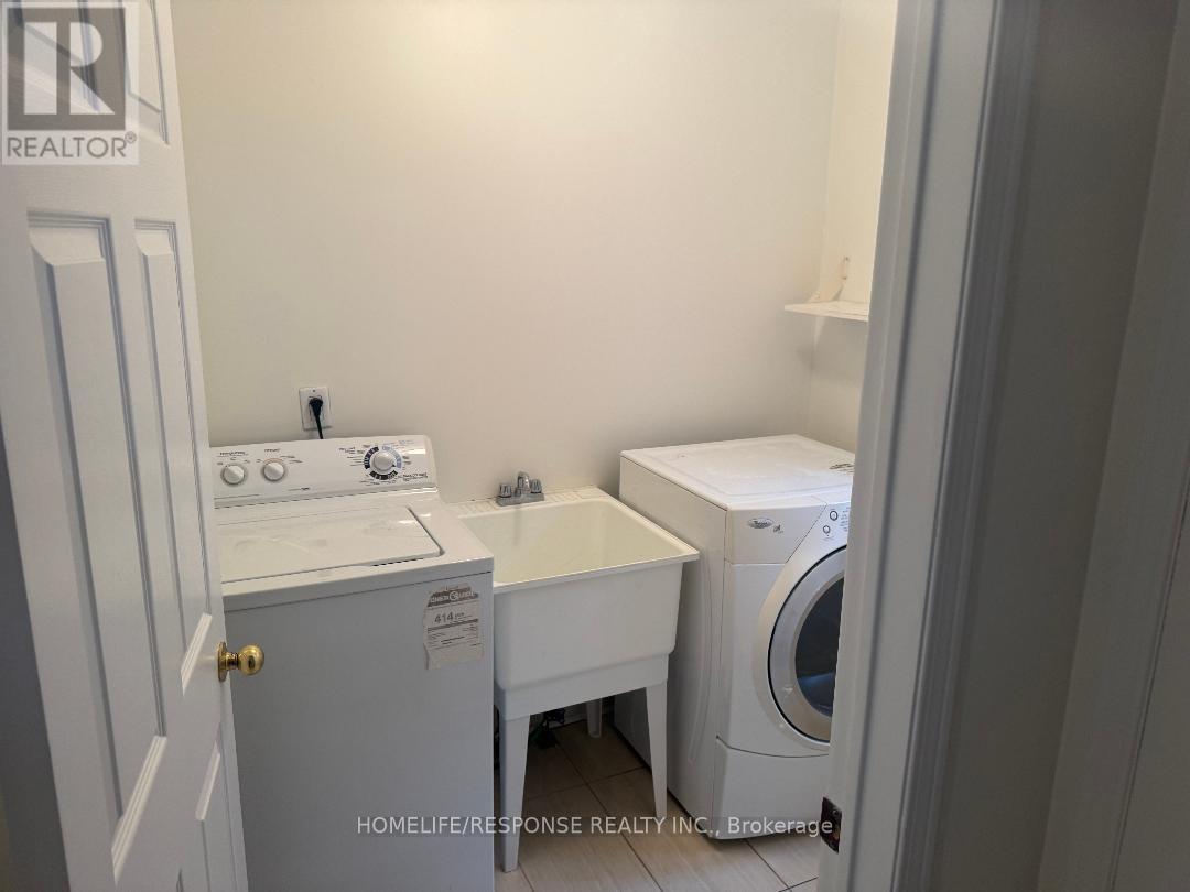 Main And Upper - 306 Cossack Crescent, Mississauga, Ontario  L5B 4C2 - Photo 26 - W12668550