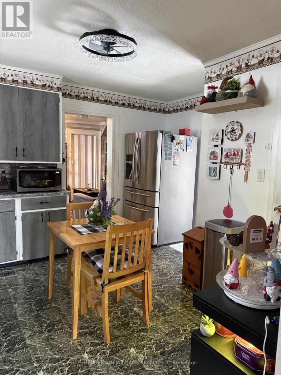 105 Pine Street, Belleville, Ontario  K8N 2M9 - Photo 11 - X12885028