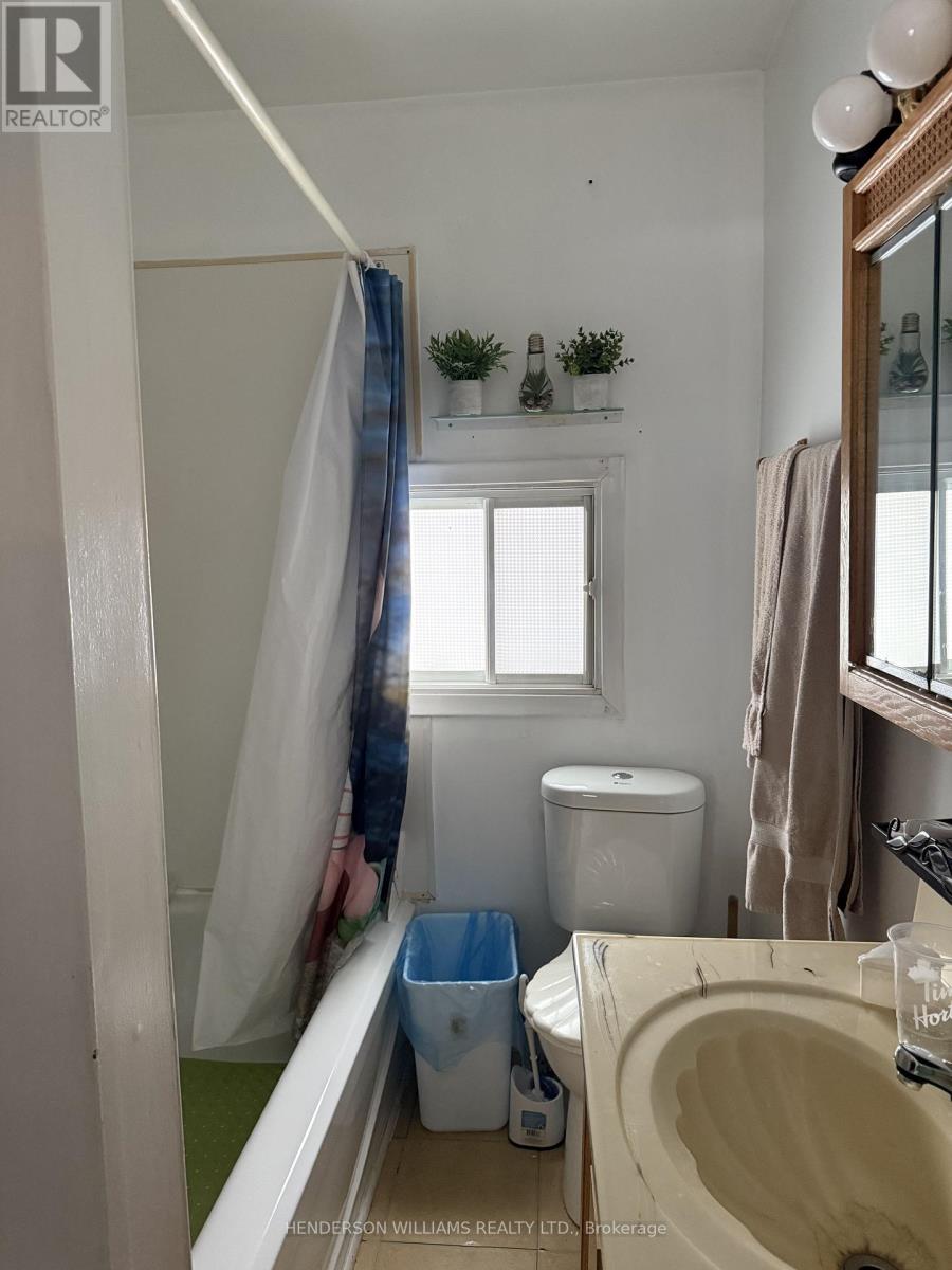 105 Pine Street, Belleville, Ontario  K8N 2M9 - Photo 12 - X12885028