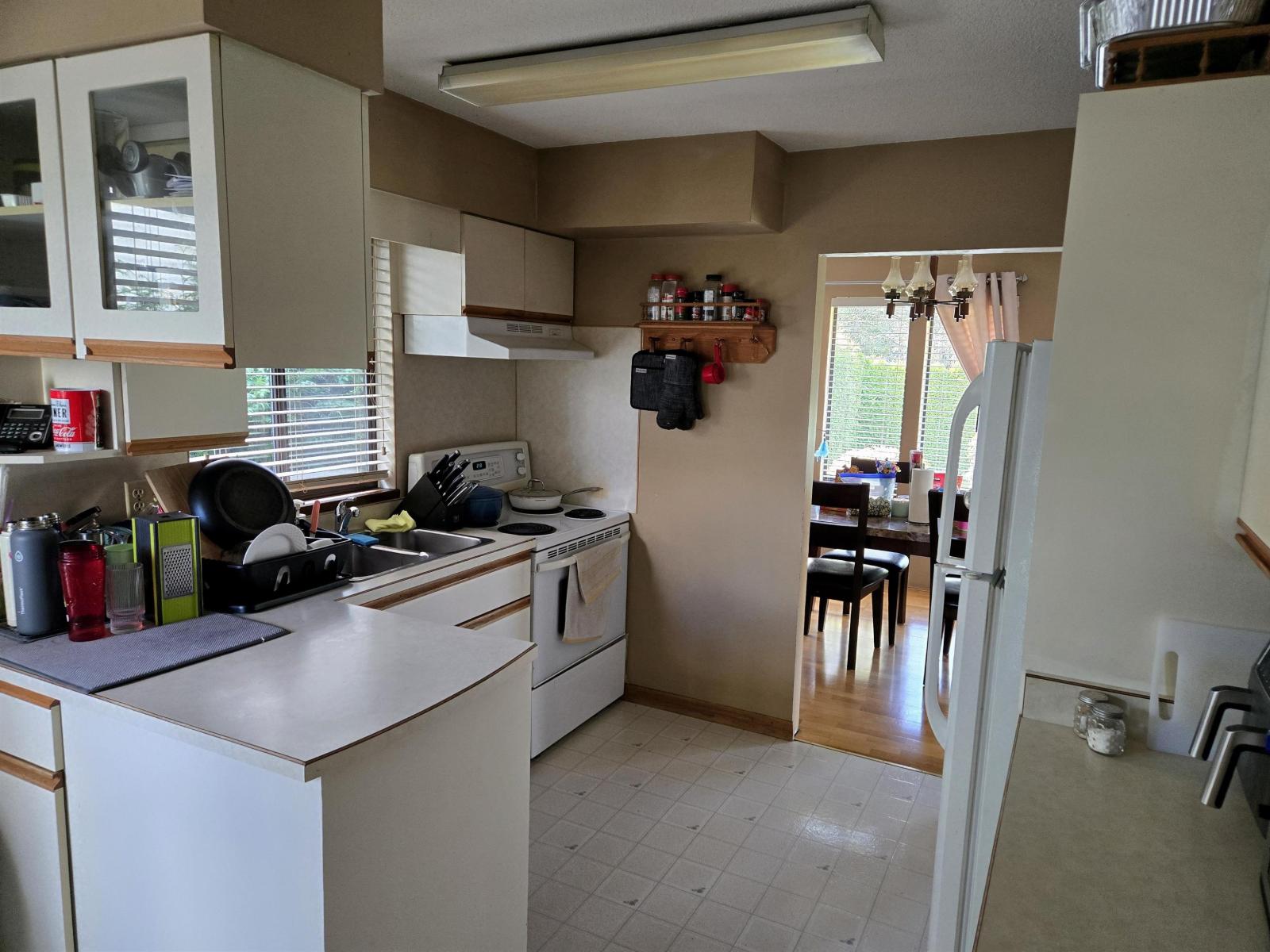 8468 144th Street, Surrey, British Columbia  V3W 5T7 - Photo 12 - R3098721