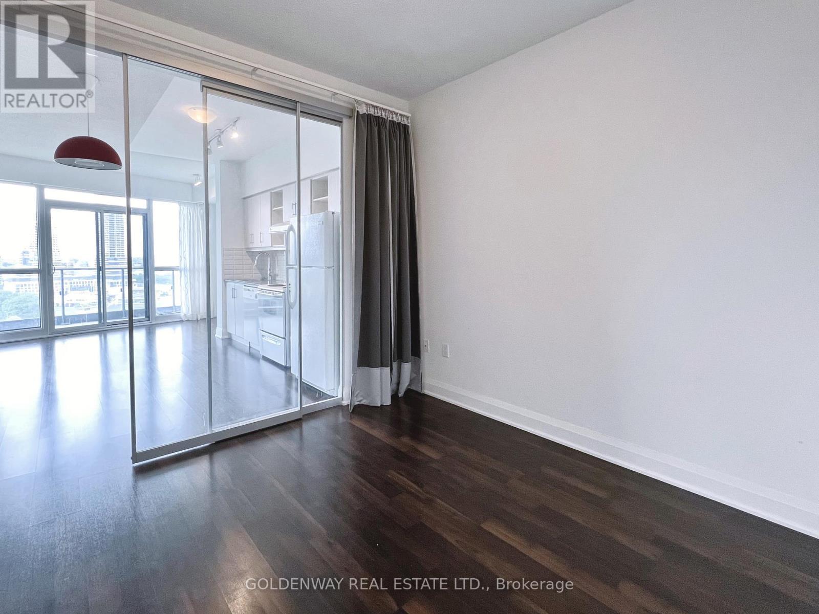 1516 - 160 Vanderhoof Avenue, Toronto, Ontario  M4G 0B7 - Photo 10 - C12885040