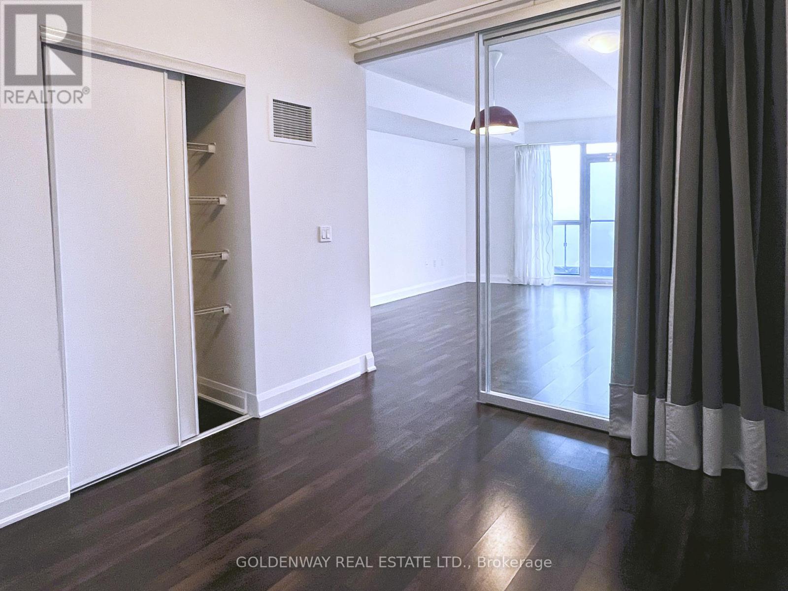 1516 - 160 Vanderhoof Avenue, Toronto, Ontario  M4G 0B7 - Photo 11 - C12885040