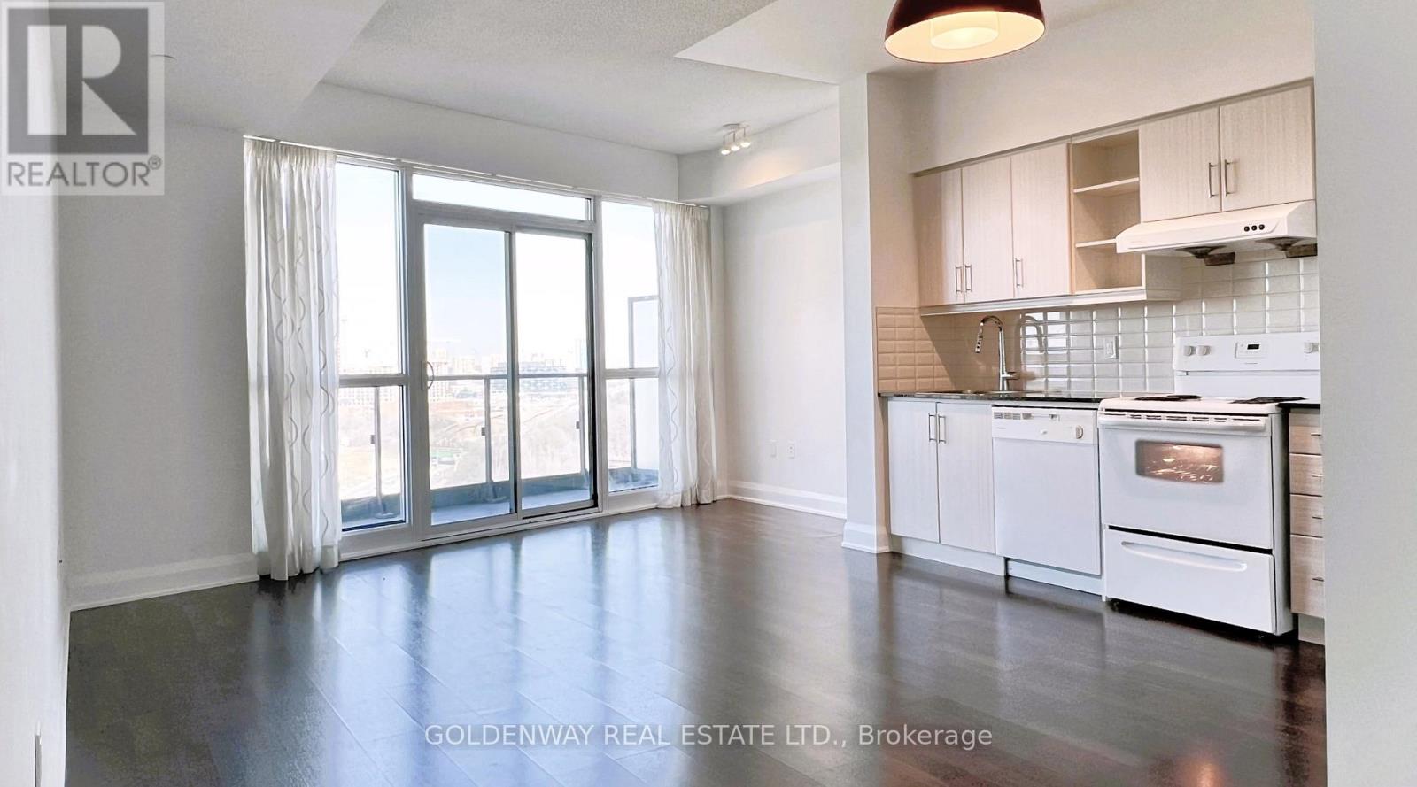 1516 - 160 Vanderhoof Avenue, Toronto, Ontario  M4G 0B7 - Photo 5 - C12885040