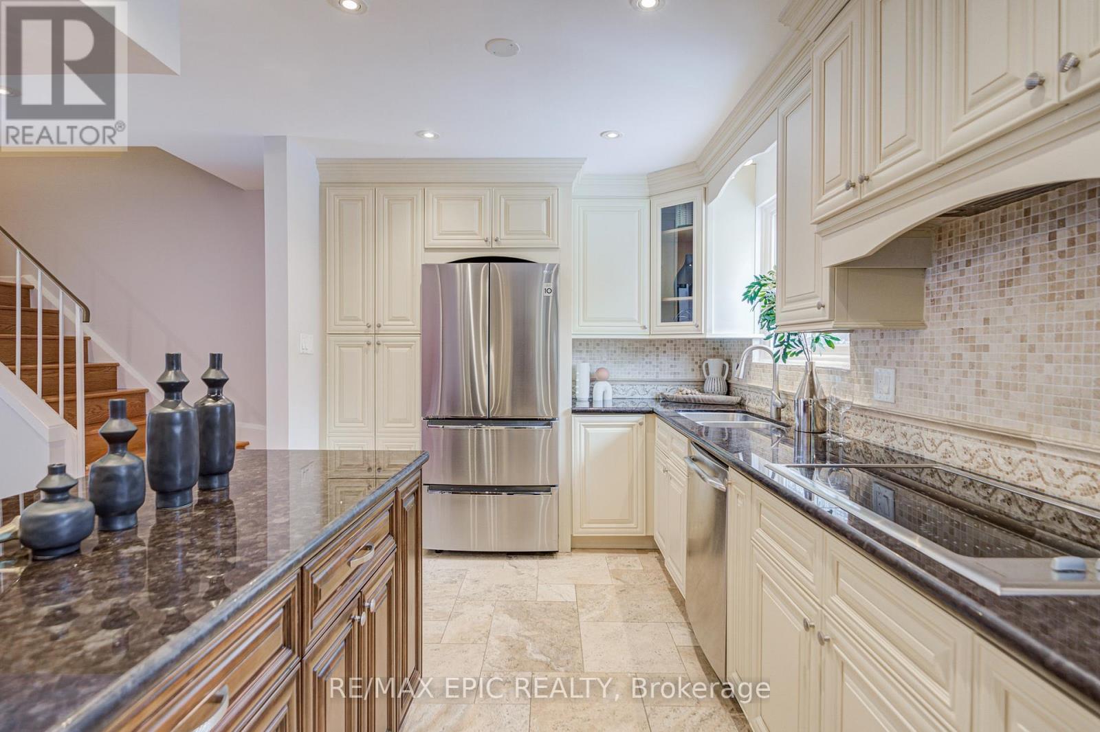 6 - 115 Henderson Avenue, Markham, Ontario  L3T 2L3 - Photo 19 - N12885032