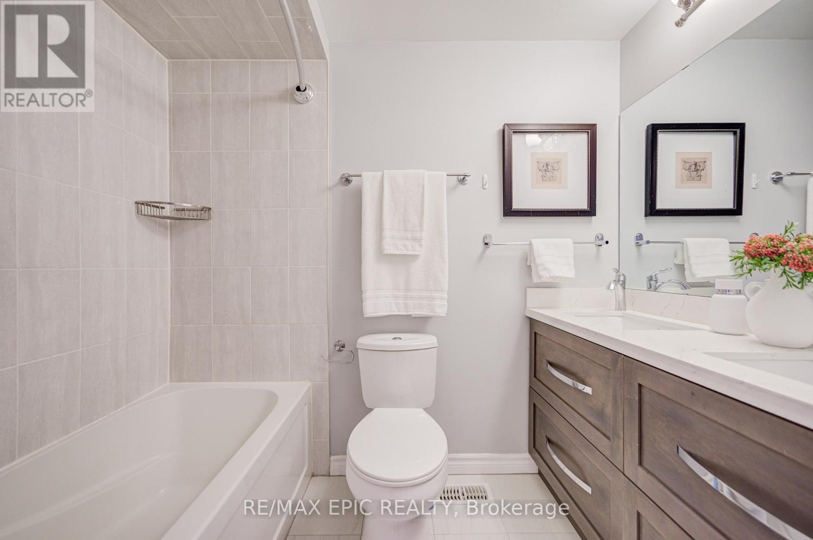 6 - 115 Henderson Avenue, Markham, Ontario  L3T 2L3 - Photo 23 - N12885032