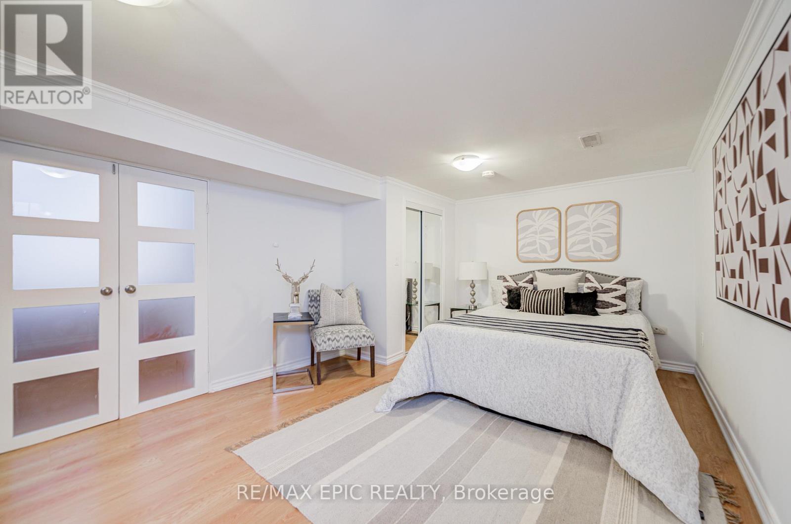 6 - 115 Henderson Avenue, Markham, Ontario  L3T 2L3 - Photo 4 - N12885032