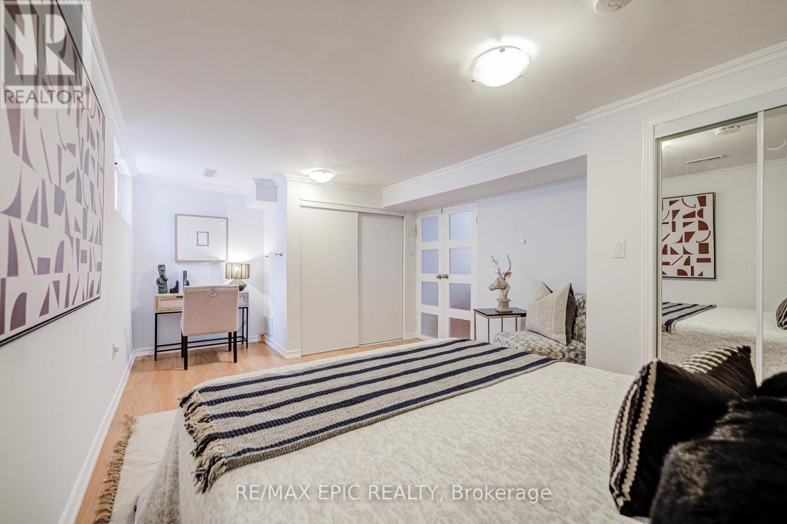 6 - 115 Henderson Avenue, Markham, Ontario  L3T 2L3 - Photo 5 - N12885032