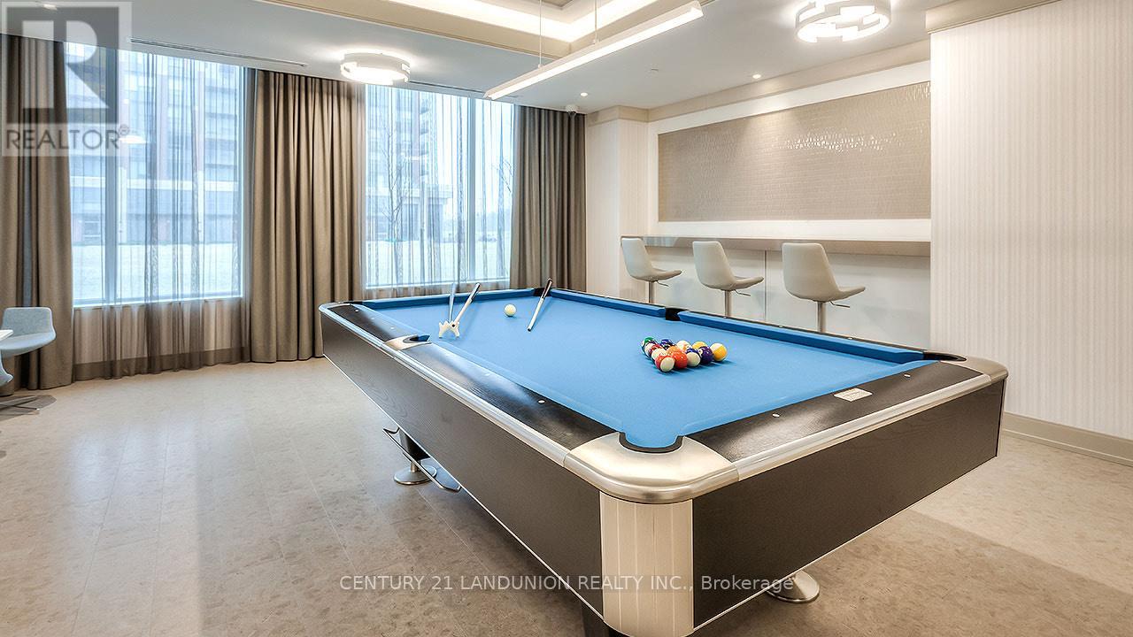 605 - 15 Water Walk Drive, Markham, Ontario  L6G 0G2 - Photo 19 - N12885038