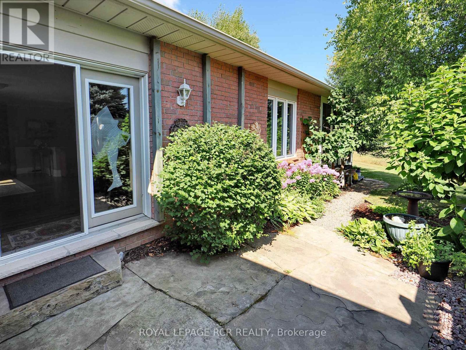 2 - 28 Reddington Drive, Caledon, Ontario L7E 0E4 - Photo 25 - W12337270