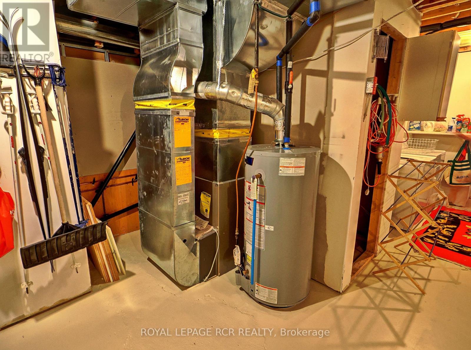 2 - 28 Reddington Drive, Caledon, Ontario L7E 0E4 - Photo 36 - W12337270