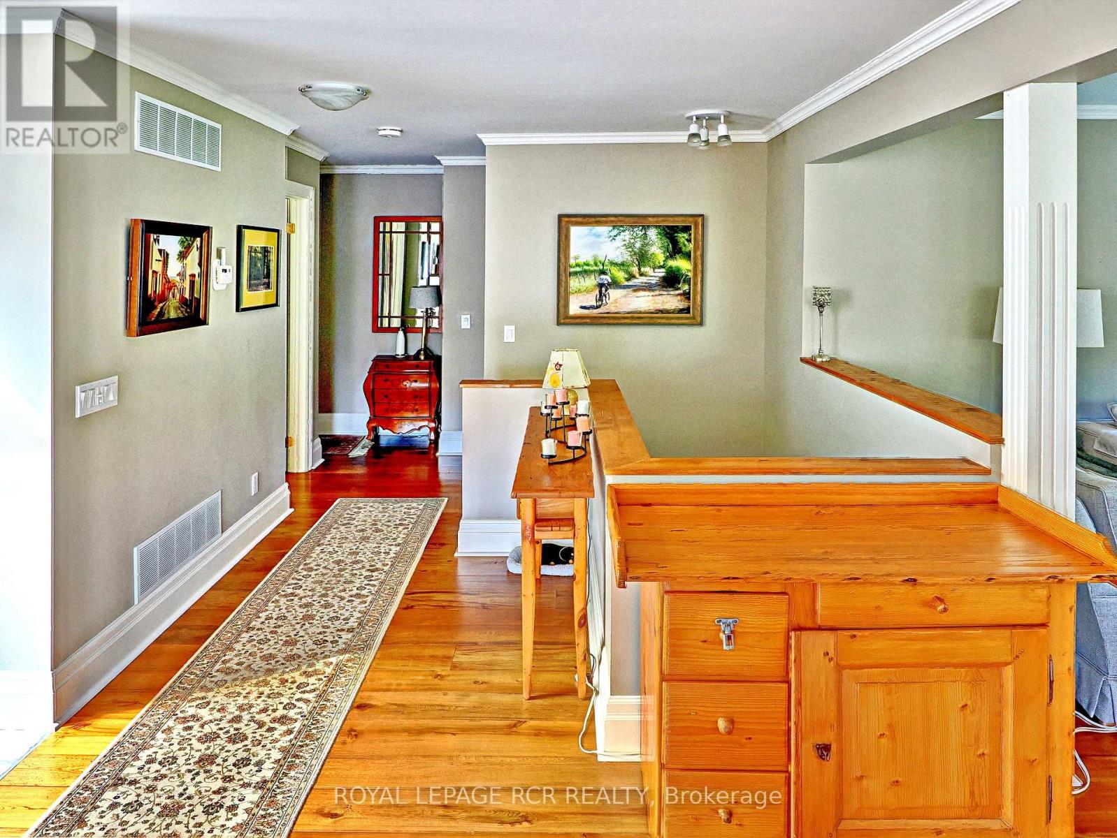 2 - 28 Reddington Drive, Caledon, Ontario L7E 0E4 - Photo 5 - W12337270