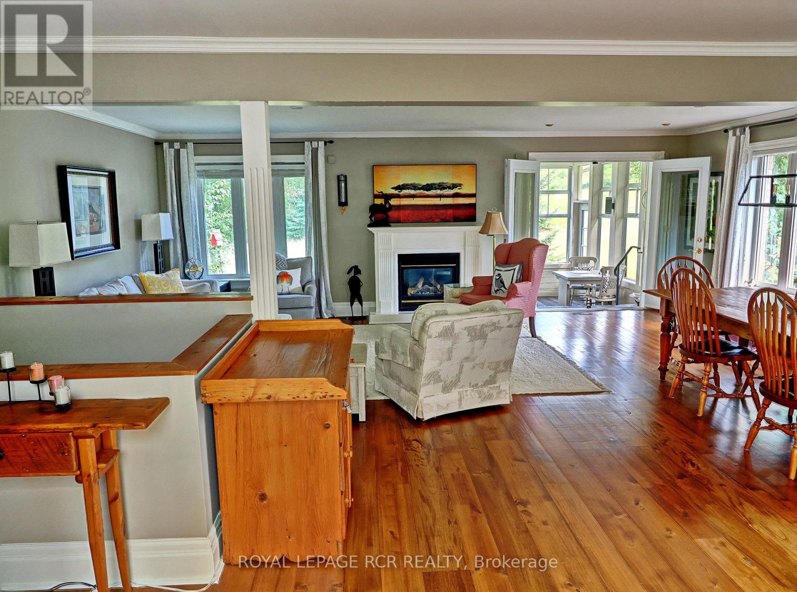 2 - 28 Reddington Drive, Caledon, Ontario L7E 0E4 - Photo 3 - W12337270