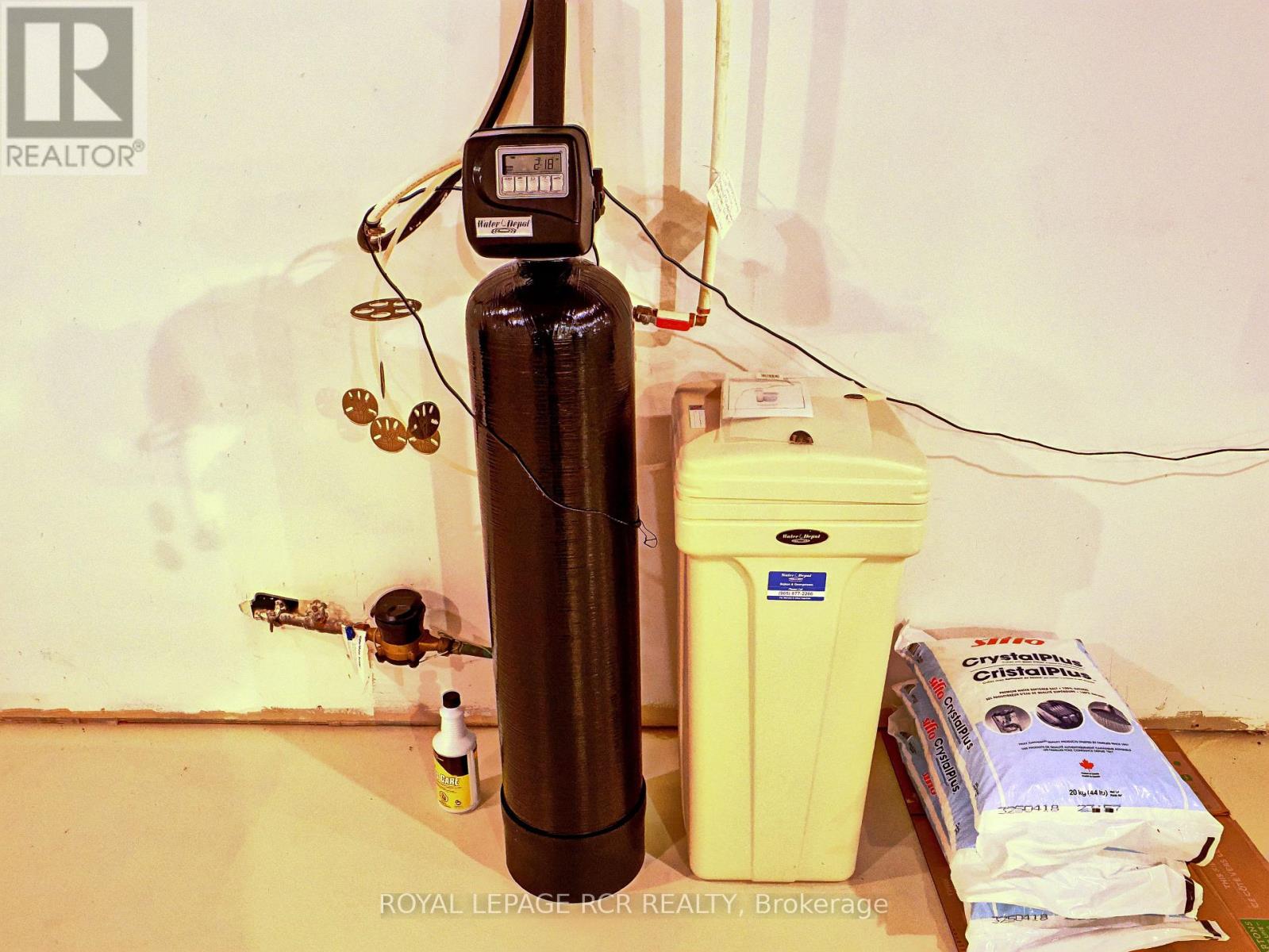 2 - 28 Reddington Drive, Caledon, Ontario L7E 0E4 - Photo 37 - W12337270