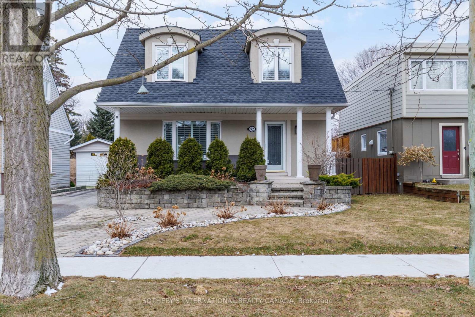 92 DELMA DRIVE, toronto (alderwood), Ontario