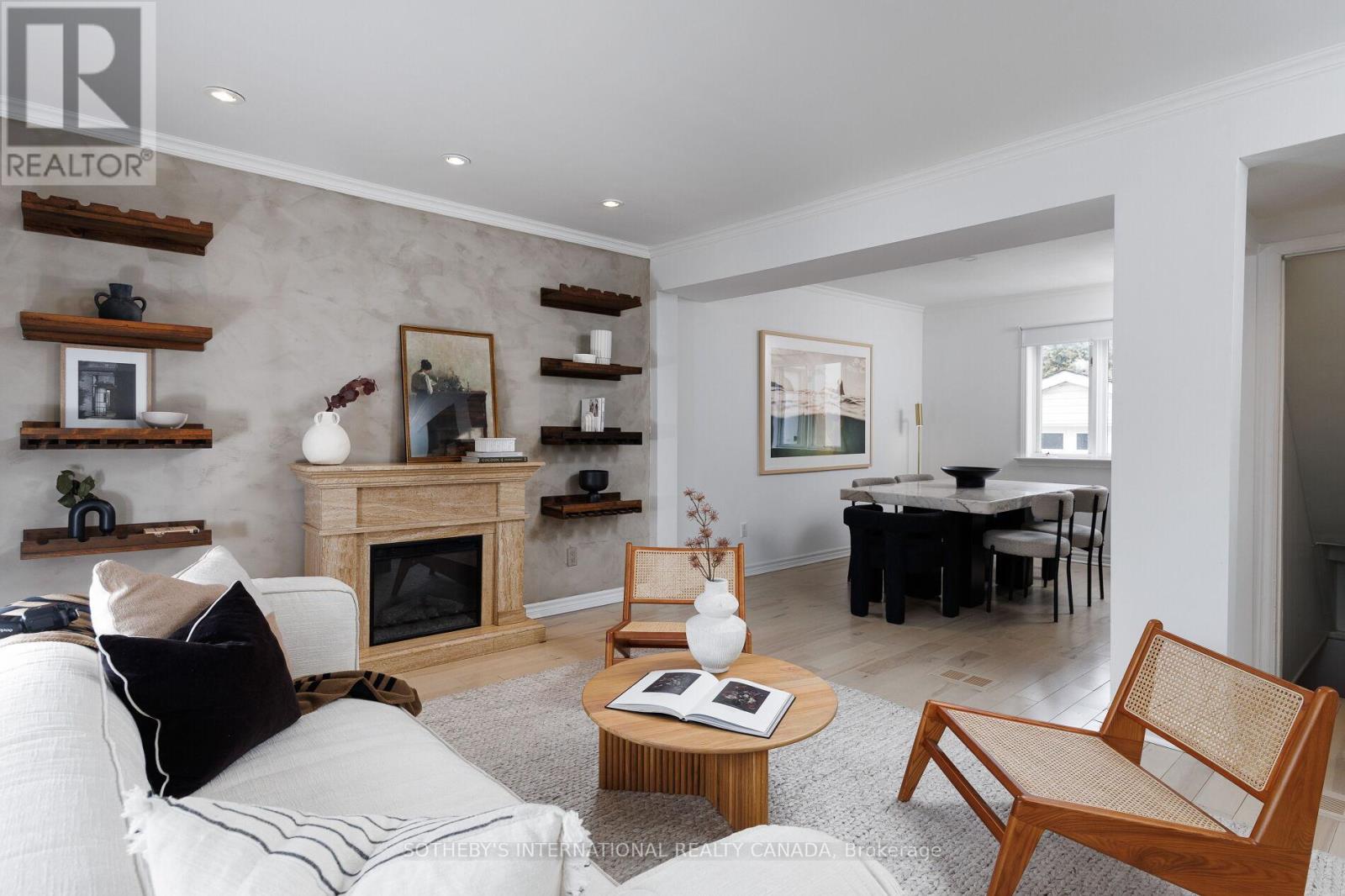 92 Delma Drive, Toronto, Ontario  M8W 4P1 - Photo 11 - W12836476