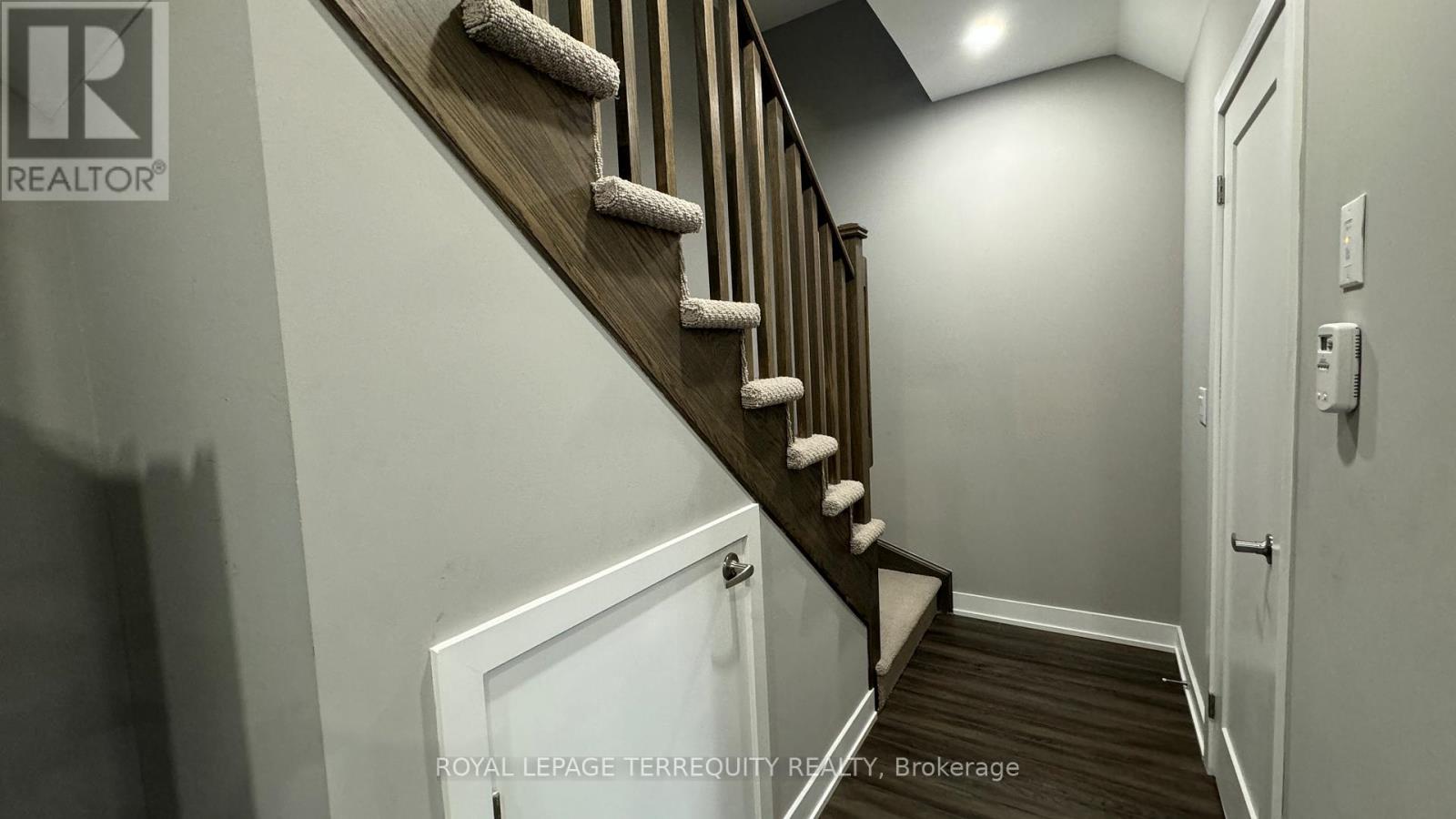 6 - 3472 Widdicombe Way, Mississauga, Ontario  L5L 0B8 - Photo 10 - W12885034