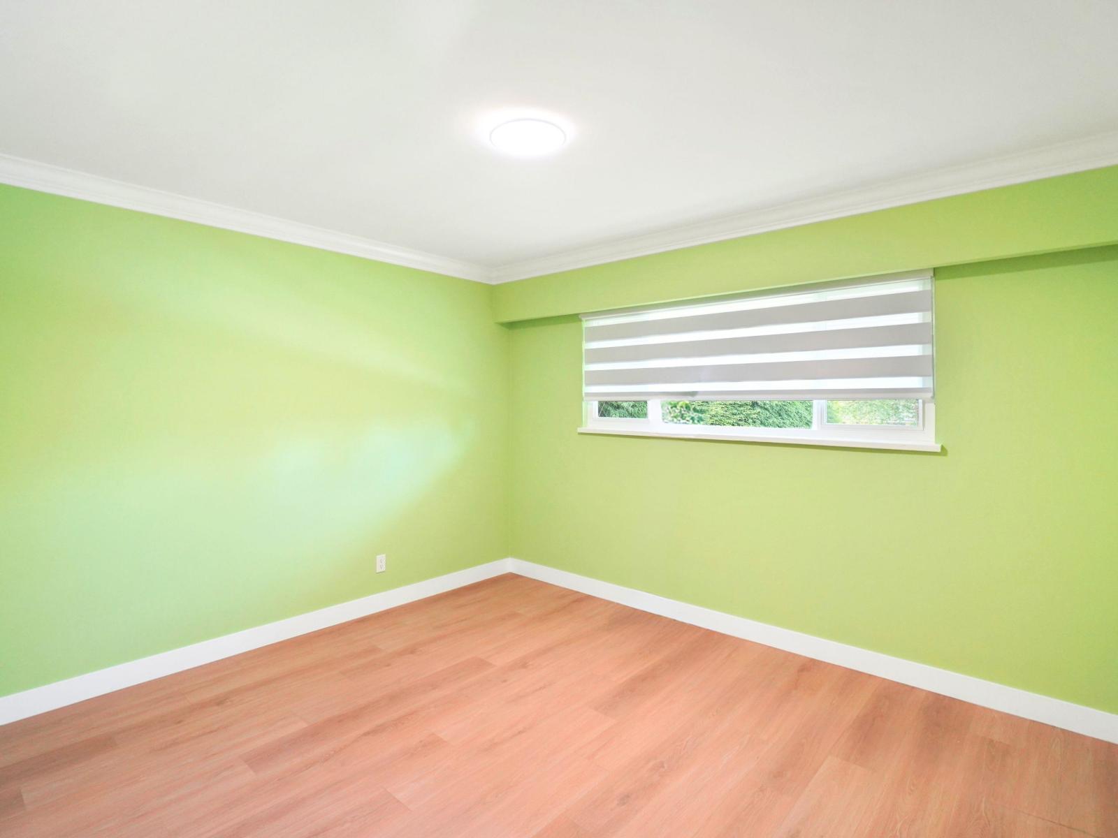 14935 Kew Drive, Surrey, British Columbia  V3R 4Y1 - Photo 10 - R3099297