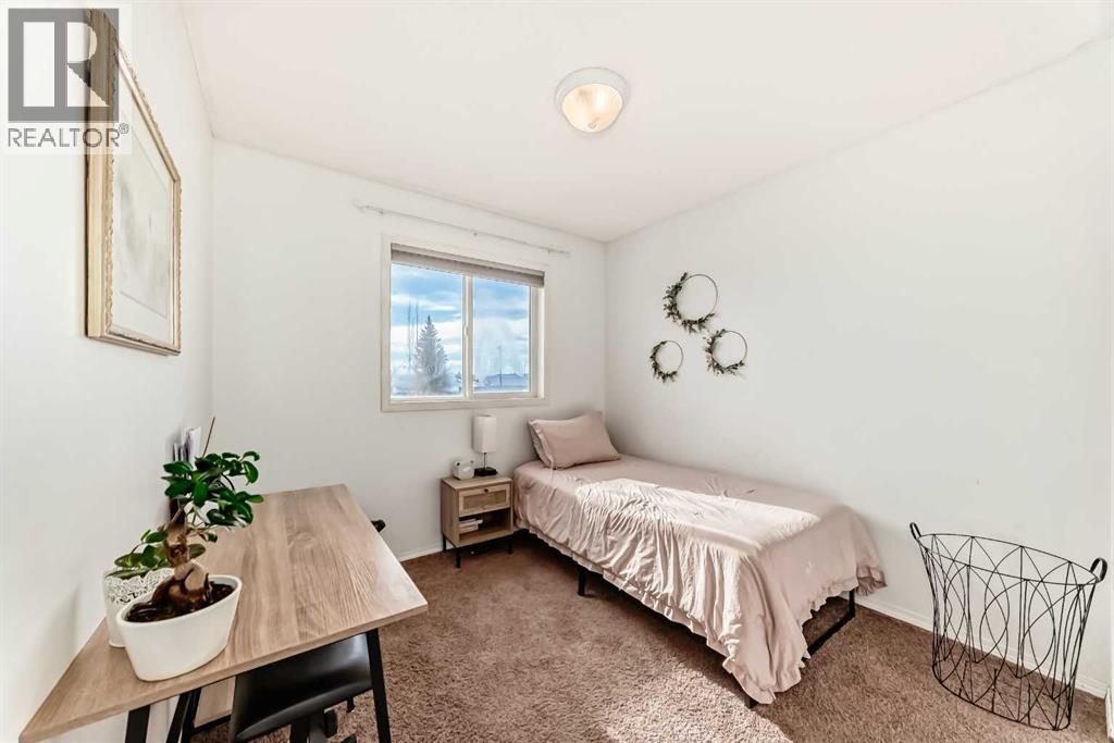 180 Tuscany Valley Way Nw, Calgary, Alberta  T3L 2A7 - Photo 29 - A2290438