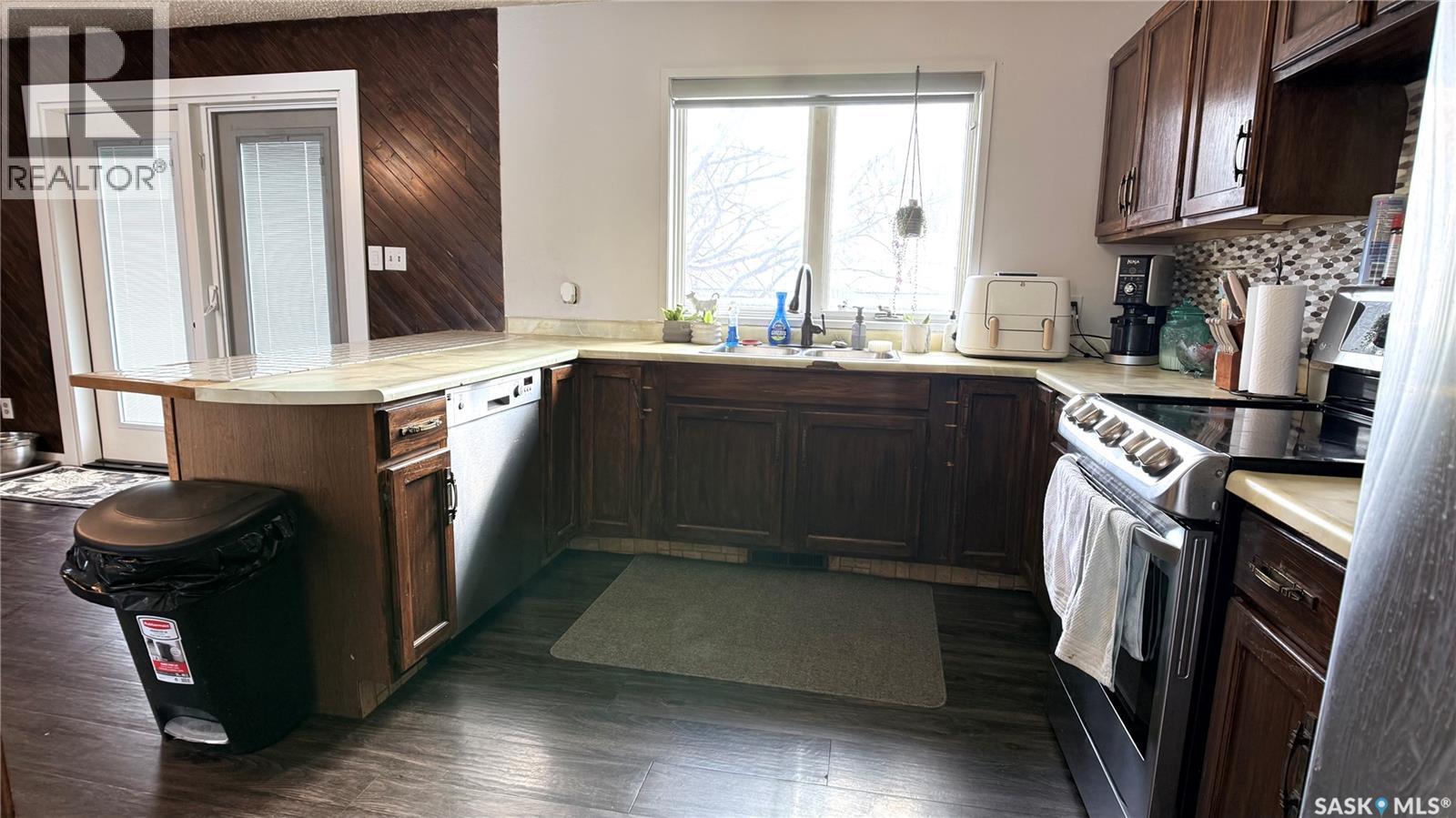 422 Spruce Drive, Estevan, Saskatchewan  S4A 2A8 - Photo 11 - SK030469