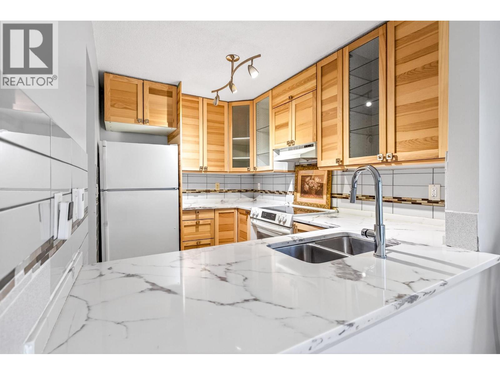 3005 Alderbrook Place, Coquitlam, British Columbia  V3C 4B5 - Photo 11 - R3099456