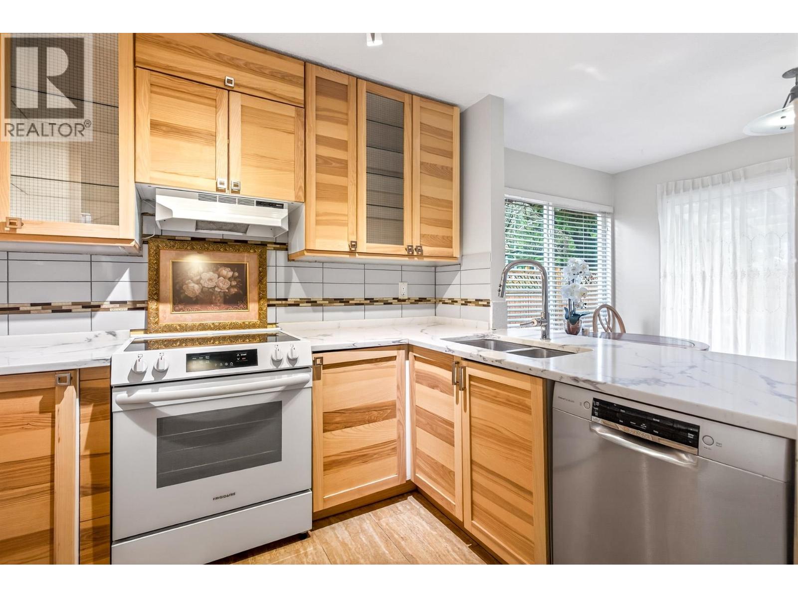 3005 Alderbrook Place, Coquitlam, British Columbia  V3C 4B5 - Photo 13 - R3099456