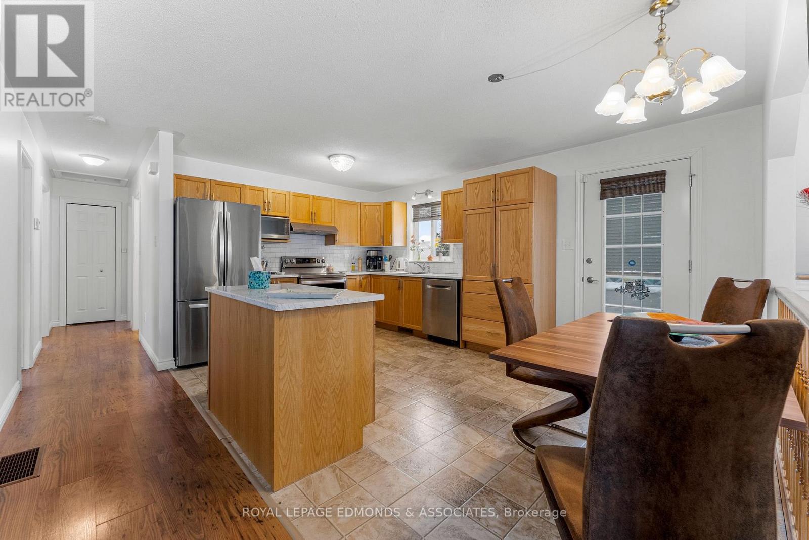 492 Sheppard Road, Pembroke, Ontario  K8A 0A7 - Photo 12 - X12885058