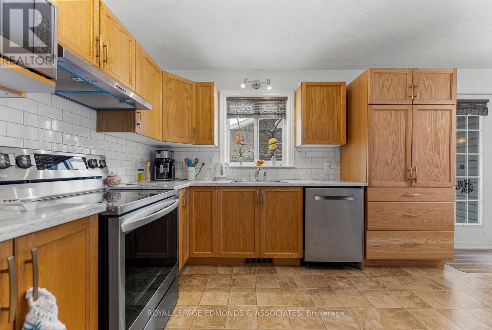 492 Sheppard Road, Pembroke, Ontario  K8A 0A7 - Photo 13 - X12885058