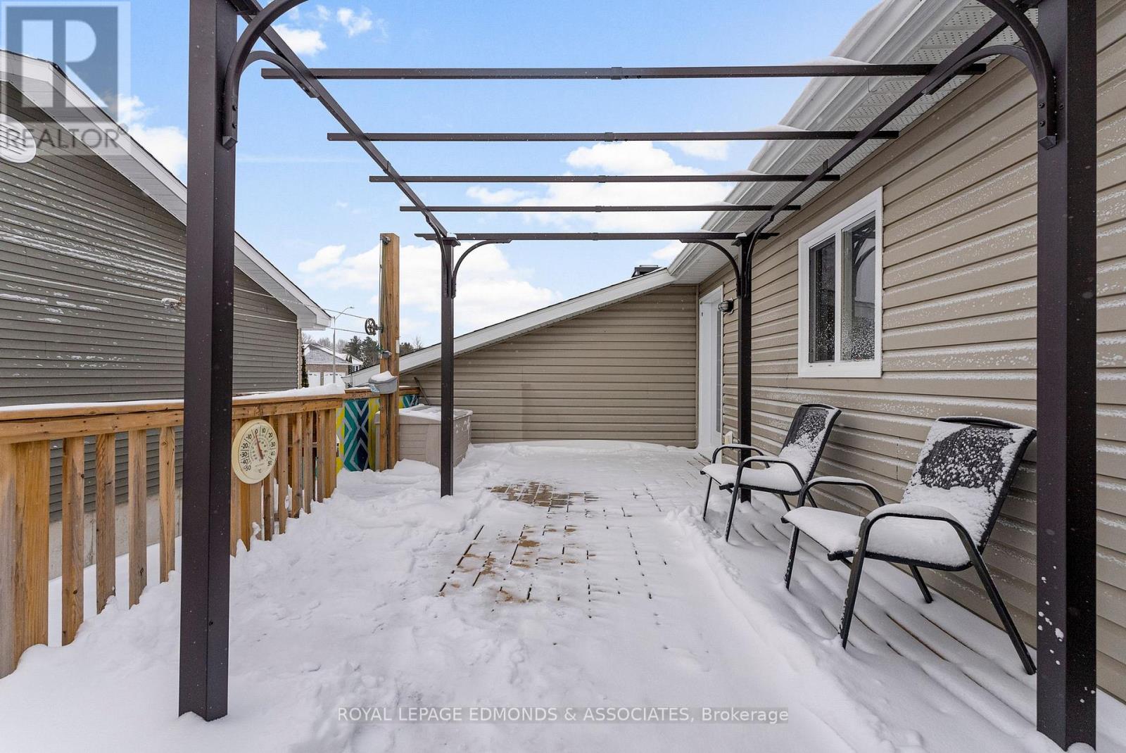 492 Sheppard Road, Pembroke, Ontario  K8A 0A7 - Photo 28 - X12885058