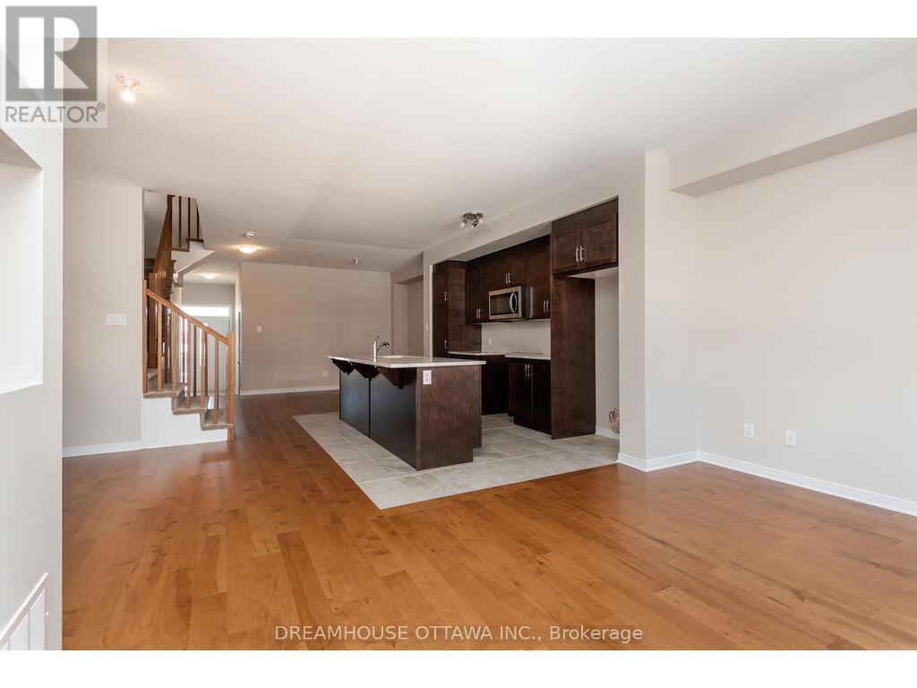 459 Cope Drive, Ottawa, Ontario  K2V 0P1 - Photo 10 - X12885056