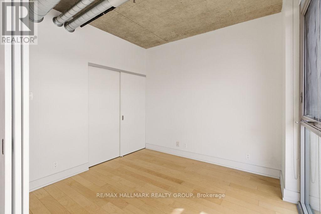 203 - 360 Mcleod Street, Ottawa, Ontario  K2P 1A9 - Photo 15 - X12885080