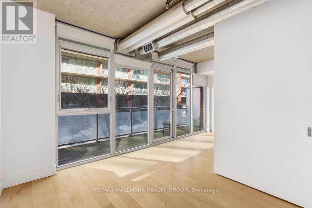 203 - 360 Mcleod Street, Ottawa, Ontario  K2P 1A9 - Photo 16 - X12885080