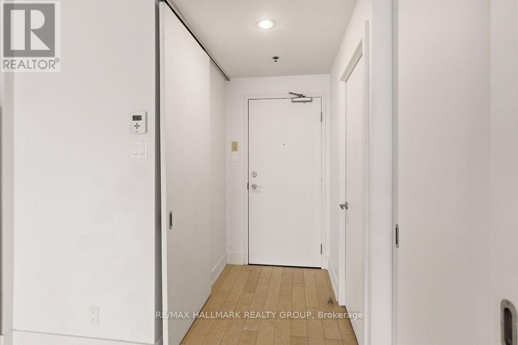 203 - 360 Mcleod Street, Ottawa, Ontario  K2P 1A9 - Photo 6 - X12885080