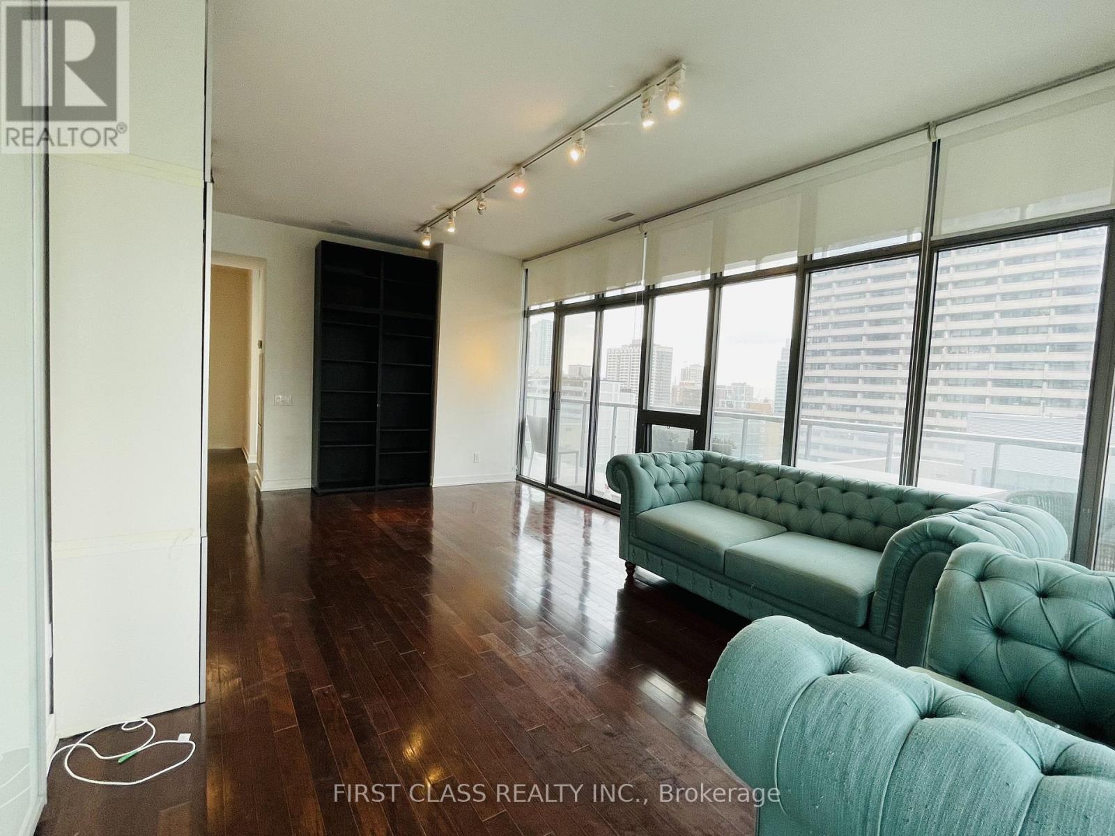 1105 - 33 Charles Street E, Toronto, Ontario  M4Y 0A2 - Photo 7 - C12885052