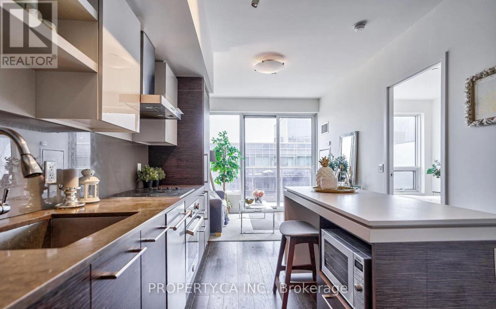 Ph18 - 1030 King Street W, Toronto, Ontario  M6K 0B4 - Photo 2 - C12885078