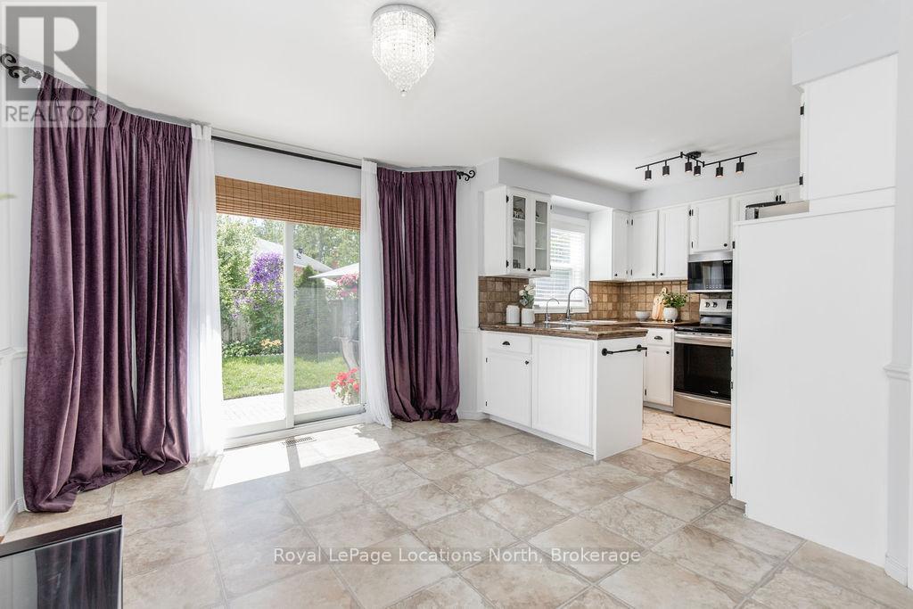 10 Barwick Drive, Barrie, Ontario  L4N 6Z7 - Photo 10 - S12885070