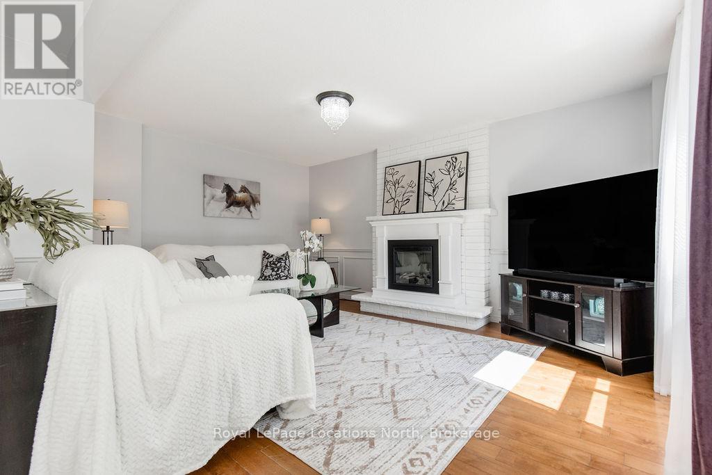 10 Barwick Drive, Barrie, Ontario  L4N 6Z7 - Photo 16 - S12885070