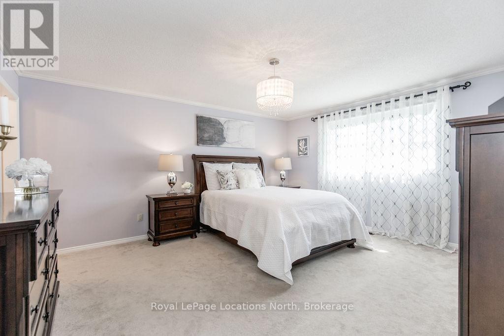 10 Barwick Drive, Barrie, Ontario  L4N 6Z7 - Photo 18 - S12885070