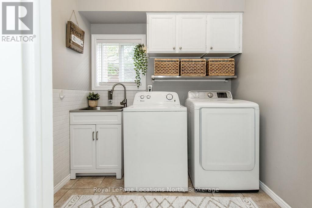 10 Barwick Drive, Barrie, Ontario  L4N 6Z7 - Photo 6 - S12885070