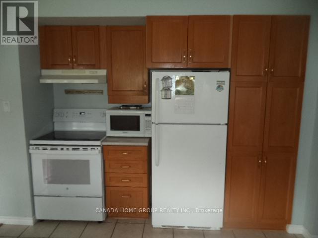 931 Goldie Street, Innisfil, Ontario  L0L 1C0 - Photo 13 - N12885092