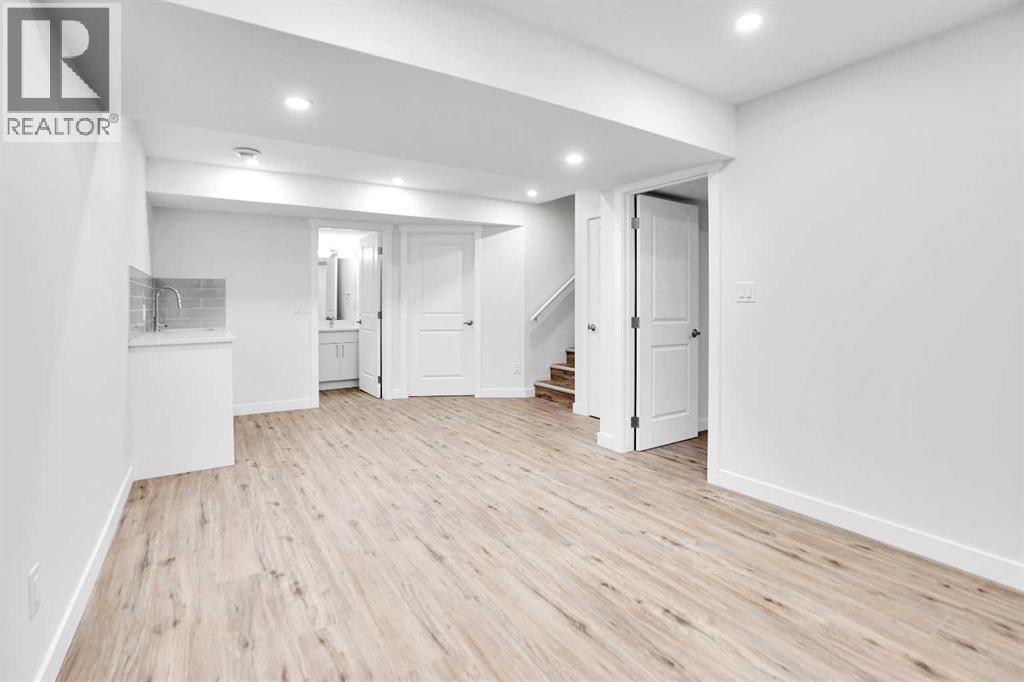 117 Amblehurst Green Nw, Calgary, Alberta  T3P 1W8 - Photo 25 - A2287425