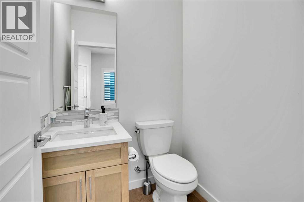 117 Amblehurst Green Nw, Calgary, Alberta  T3P 1W8 - Photo 7 - A2287425