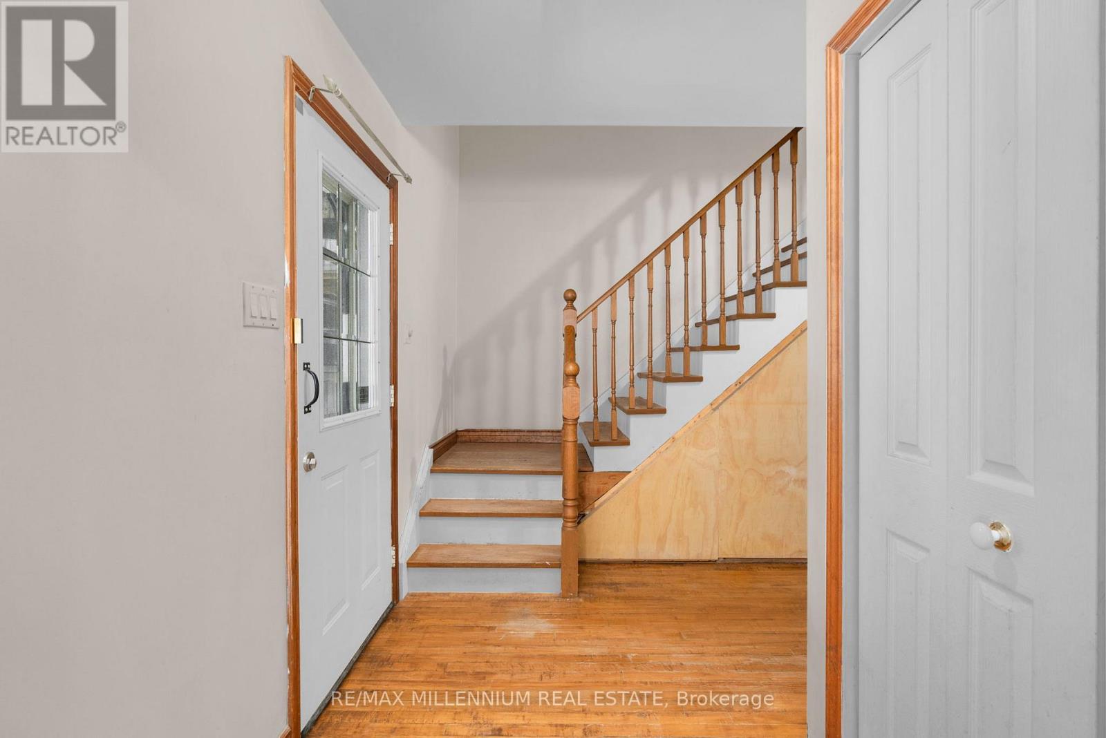 1120 Mt St Louis Road E, Oro-Medonte, Ontario  L0K 1E0 - Photo 7 - S12885050